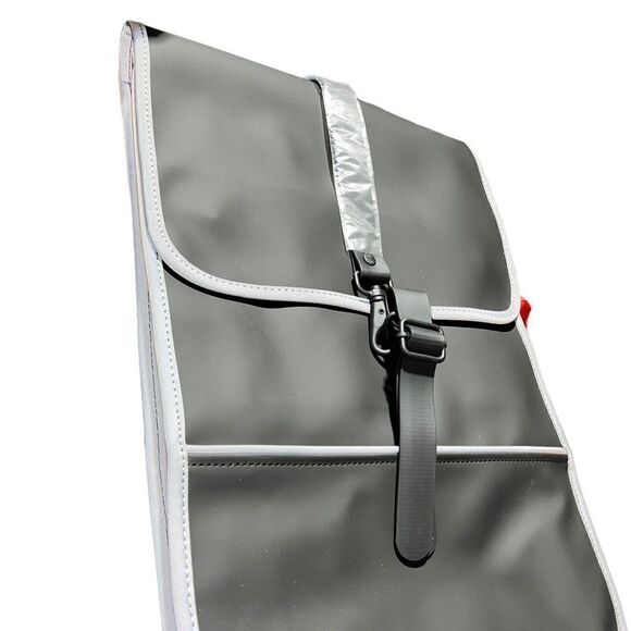 RAINS‎ Backpack Women’s Reflective | 70 Black H18.9 x W11.8 x D4.7” Rucksack main image 11